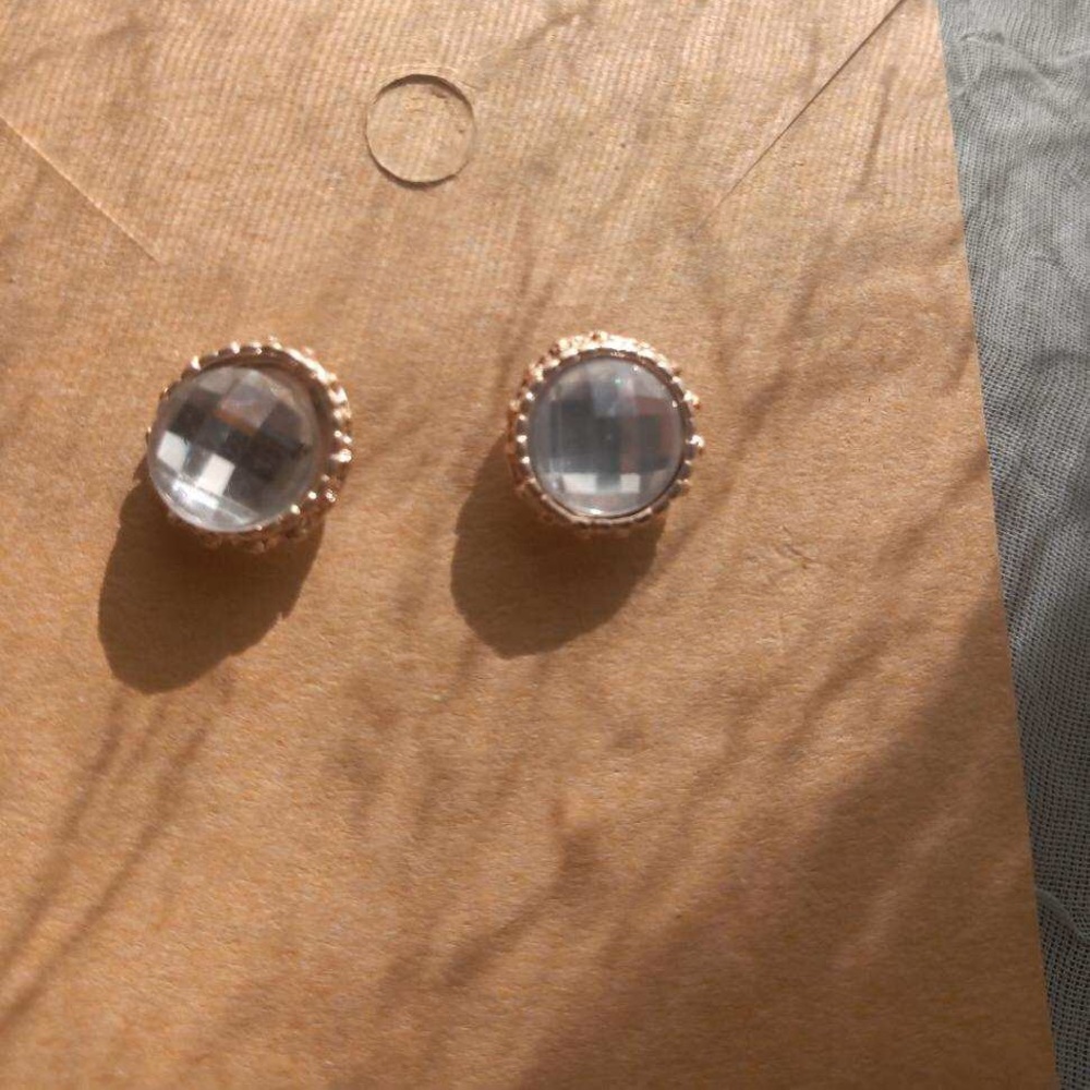 Cute earrings